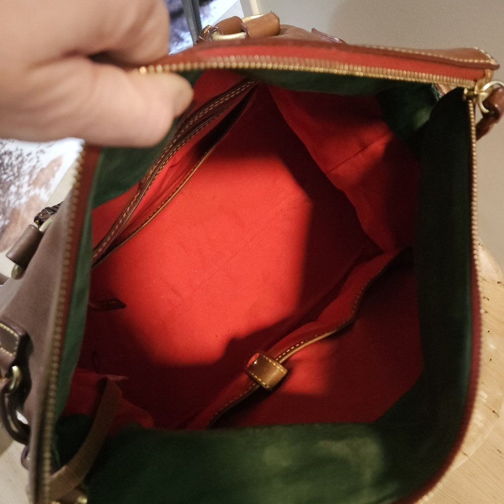 Dooney and Bourke Large chestnut florentine leather satchel with tassels - Picture 4 of 13